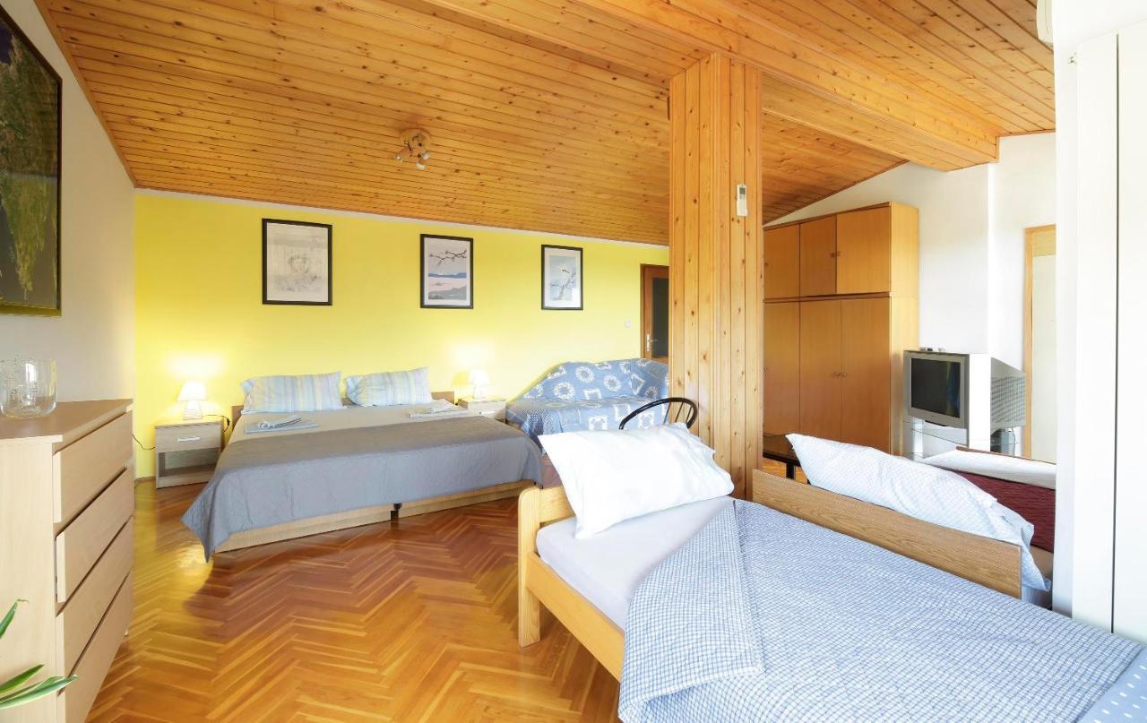 Apartments Natali Ровинь Экстерьер фото